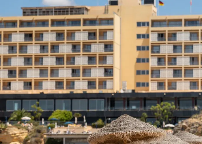 Готель Algarve Casino 5*