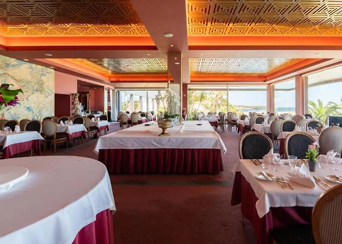 Готель Algarve Casino 5*