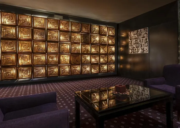 Algarve Casino Готель Портіман